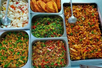 选工厂饭堂承包有什么优势？